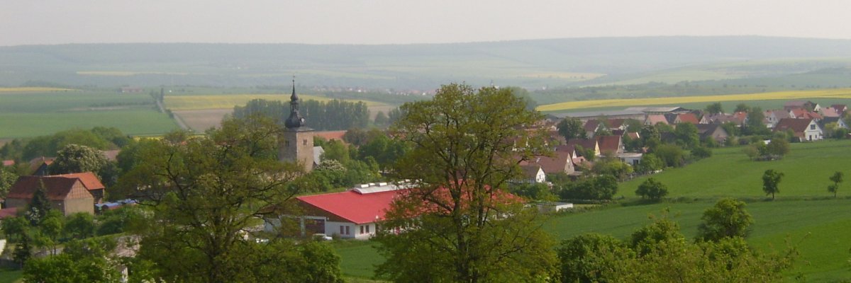 Ansicht auf Frömmstedt vom Kirschberg